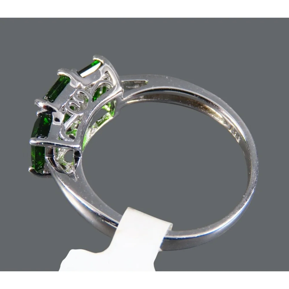 New BBJ STERLING SILVER RING Emerald Cut GREEN CHROME DIOPSIDE 3-Three-Stone 8
